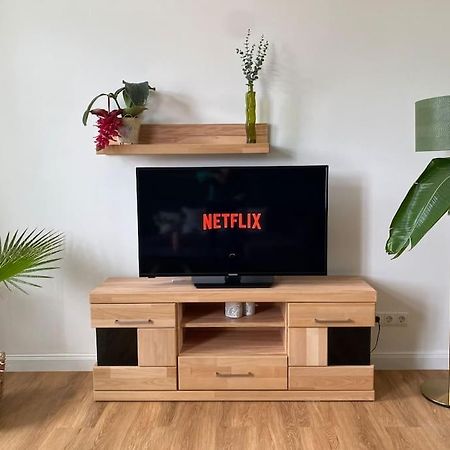 2-Zimmer Zentral In Ferdinandshof, Wlan Modern Luaran gambar